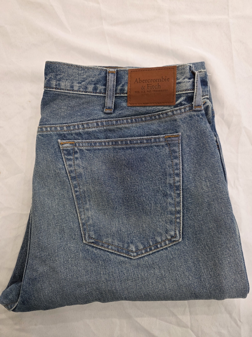 Abercrombie & Fitch Blue Straight Fit Blue Stone Wash Jeans Men W36 L32 - Picture 10 of 10